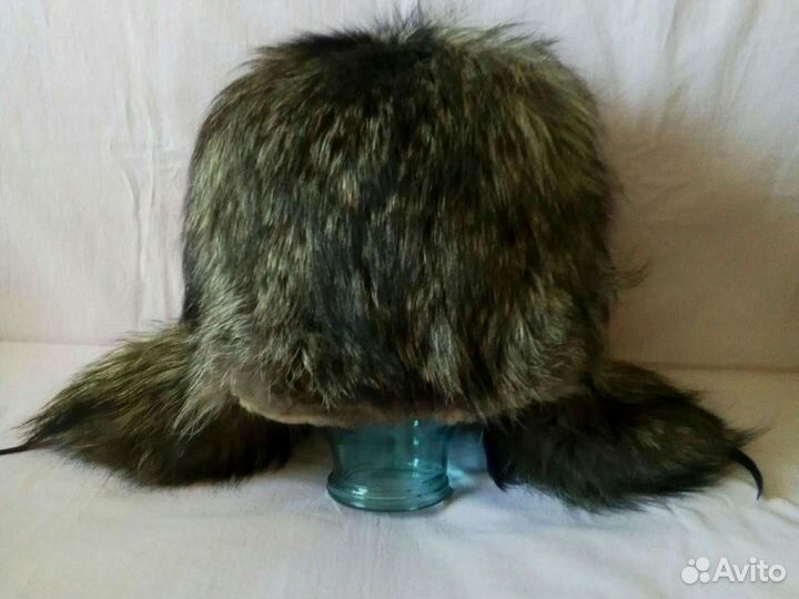 Шапки, пластины и опушки из меха