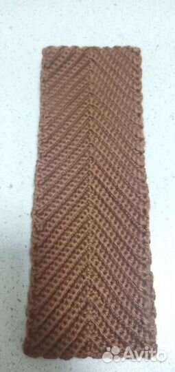 Повязка на голову вязаная