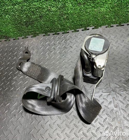 Ремень безопасности передний правый Volkswagen