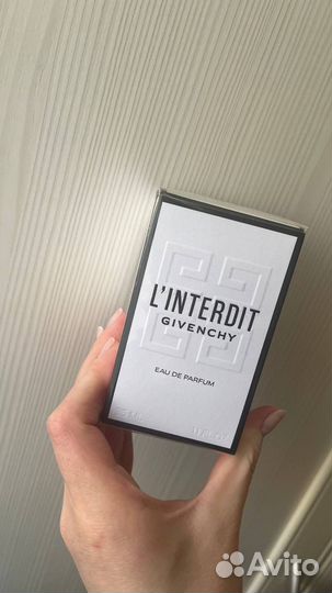 Givenchy L'interdit