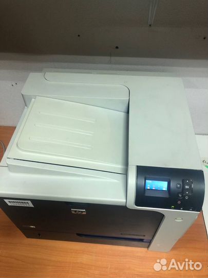 Принтер HP CP4025 цветная лазерная печать