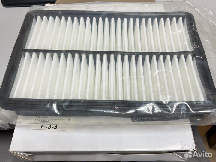 Фильтр воздушный двигателя PE07-13-3A0A