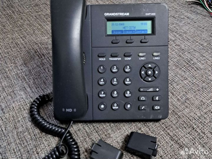 IP телефон GrandStream GXP1400