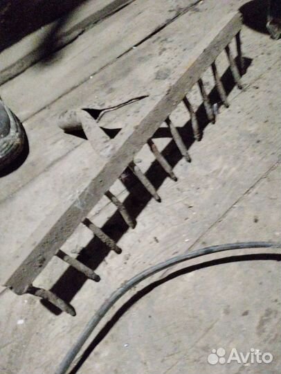 Вилы кованные ссср.Лопаты.Грабли.Садовый инвентарь