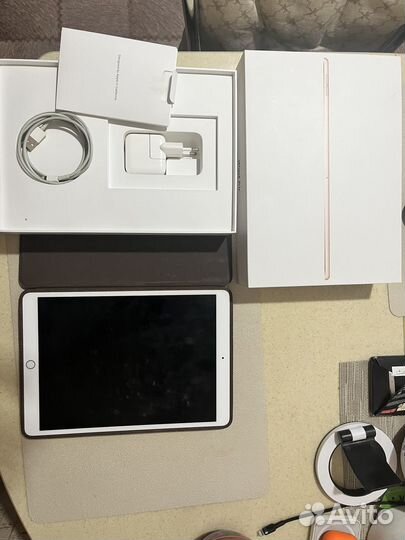 Планшет apple iPad air 3 256 гб cellular