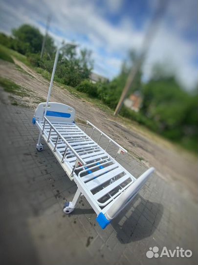 Медицинская кровать для лежачих больных