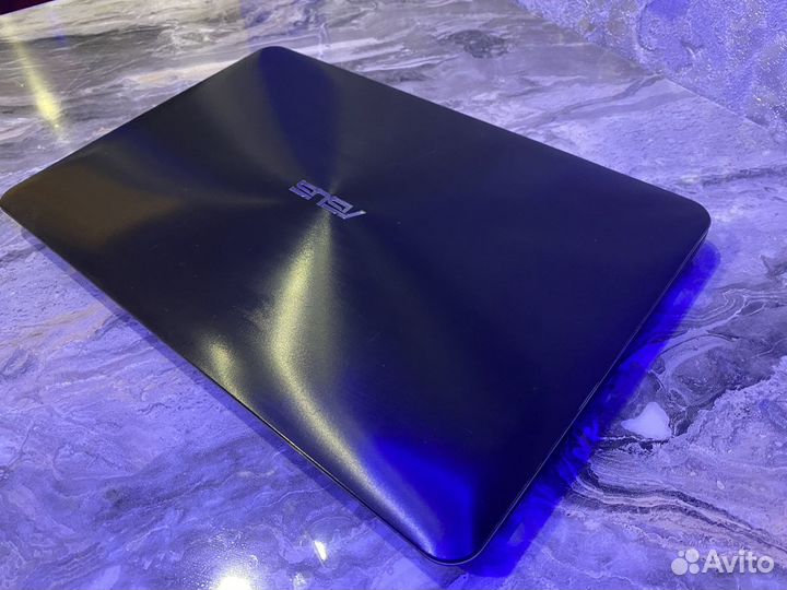 Asus x555 (Core i7 6gn/GT940/SSD 240/Ram 12gb)
