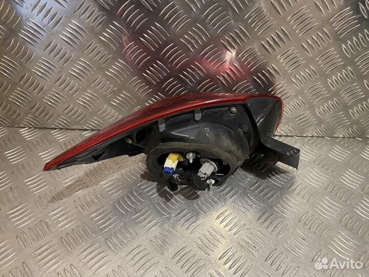 Фонарь задний наружный правый Mazda Mazda 3 BM 201