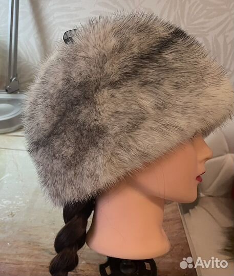 Шапка из цельной норки крестовки