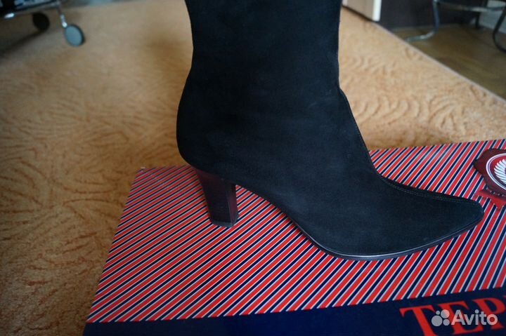 Сапоги женские