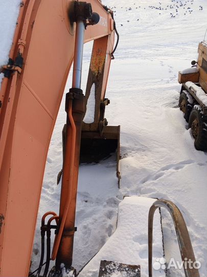 Гусеничный экскаватор Hitachi ZX330LC-3, 2006