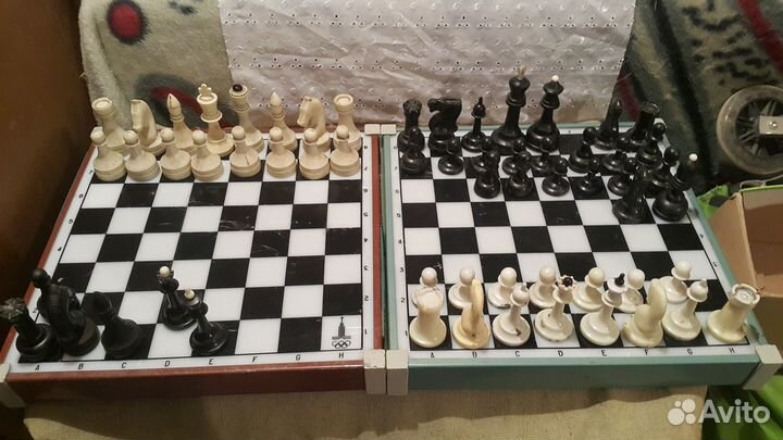 Доска для игры в шахматы