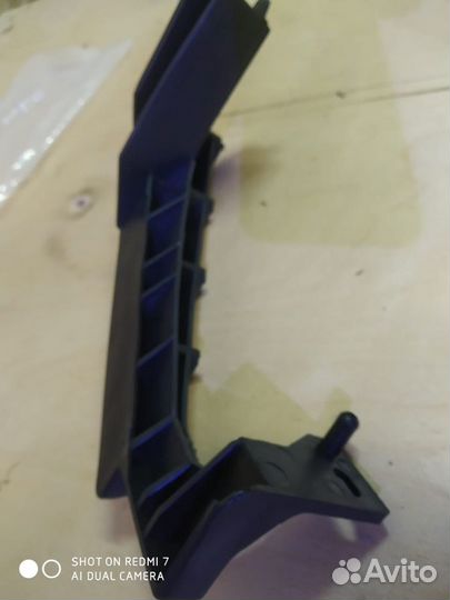 Крепление фары Mazda 6