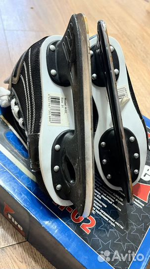 Коньки хоккейные детские