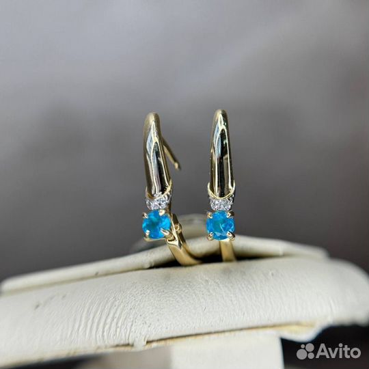 Золотые серьги 585 пробы с бриллиантами и топазом