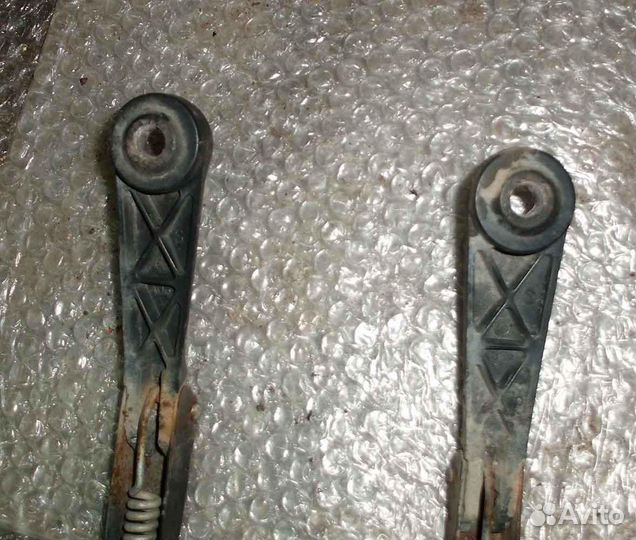 Поводок дворников Fiat Marea