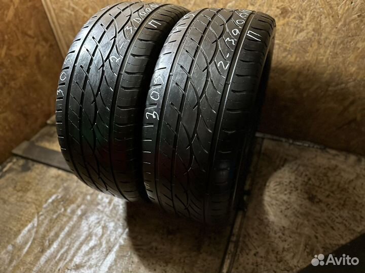 Cooper Zeon XST-A 305/45 R22 118V