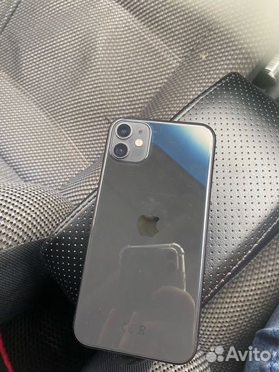 iPhone 11, 64 ГБ