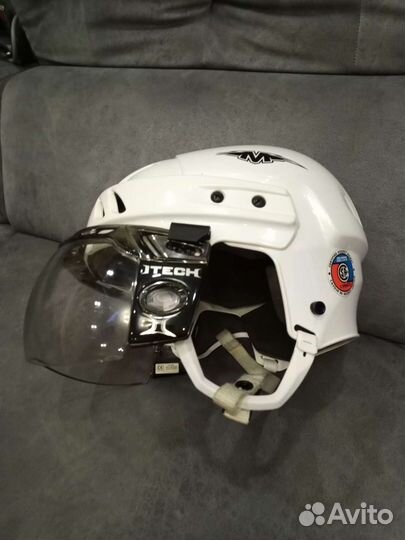 Хоккейный шлем Mission