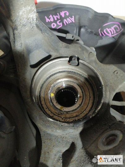 Ступица передняя правая toyota camry