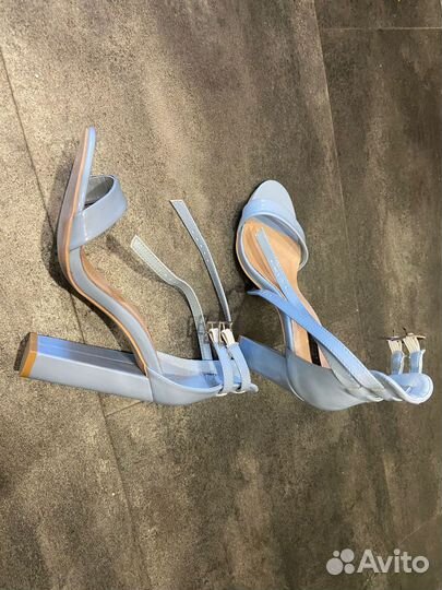 Босоножки женские 39 размер