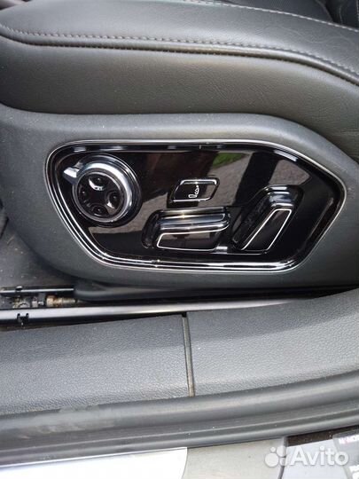 Передние комфортные сиденья Ауди А8 и Ауди А6