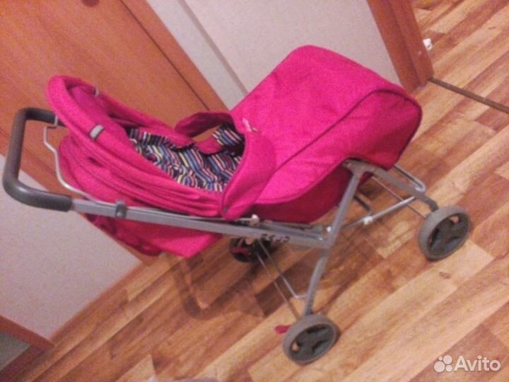 Продам детскую прогулочную коляску