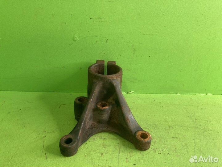 Кронштейн mercedes-benz actros MP II