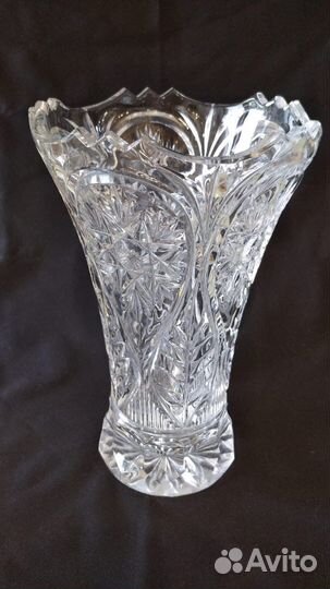 Ваза для цветов хрустальная