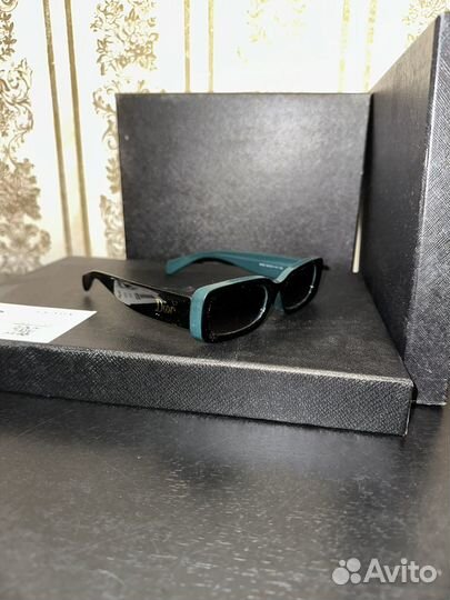 Солнцезащитные очки женские