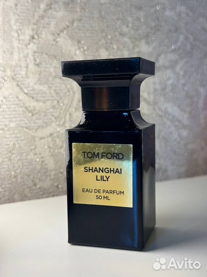 Shanghai lily tom Ford