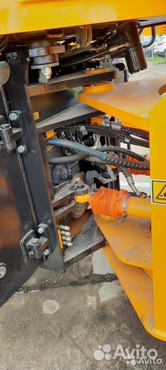 Фронтальный погрузчик Lonking CDM835, 2023