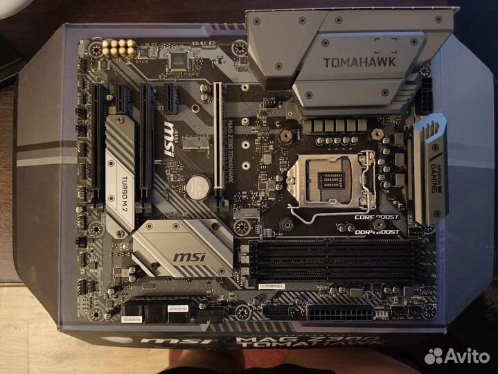 Материнская плата MSI z390 Tomahawk