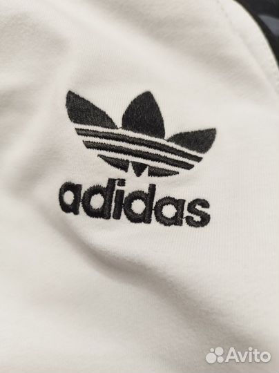 Черно-белое худи adidas