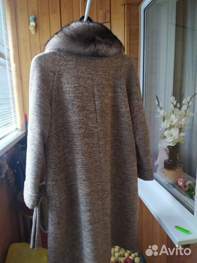 Пальто женское зимнее бу