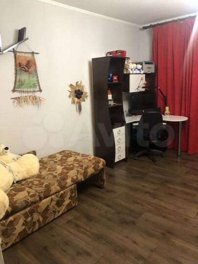 4-к. квартира, 78 м², 1/9 эт.