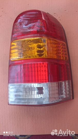 Фонарь задний правый и левый ford maverick