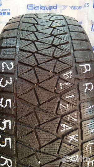 Bridgestone Blizzak DM-V2 235/55 R20 102T