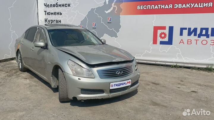 Кронштейн заднего бампера правый Infiniti G35 (V36) 85220-JK000