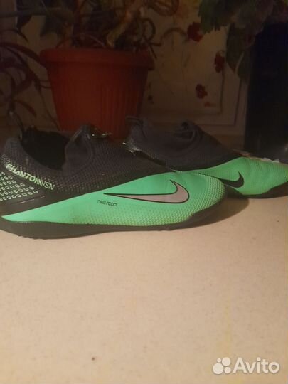 Бутсы nike phantom размер us 7