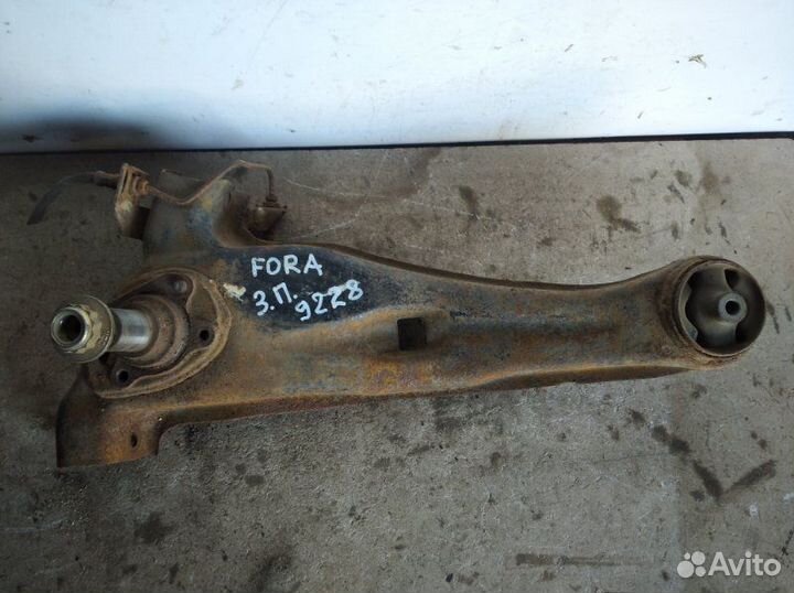 Рычаг продольный задний правый Chery Fora (A21)