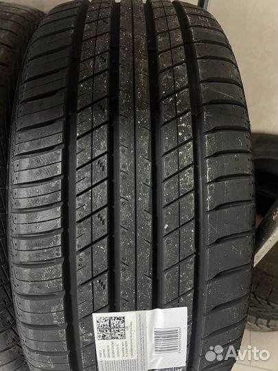 RoadX RXQuest SU01 255/55 R18