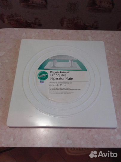 Подставки пластиковые.Новые.Wilton