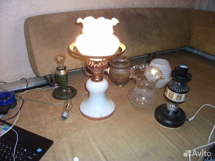 Настольные светильники и плафоны,лампа свеча