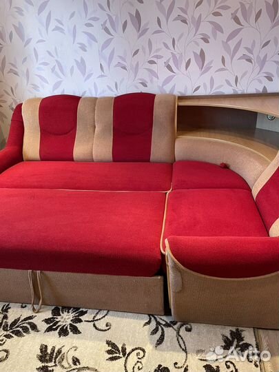 Диван угловой