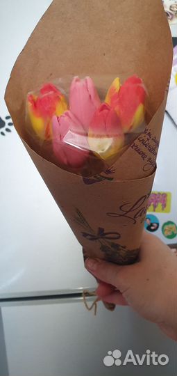 Ананас из конфет