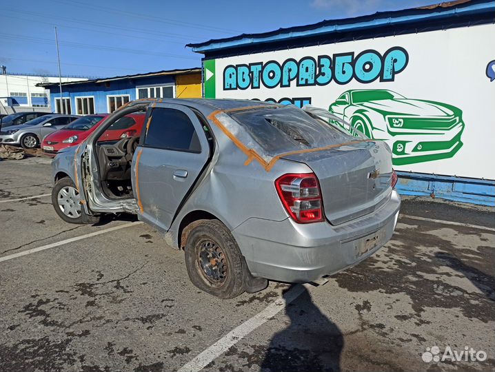 Кронштейн крепления крыла левого Chevrolet Cobalt