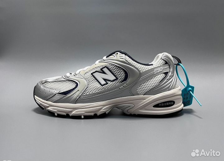 Низкие кроссовки для удобства