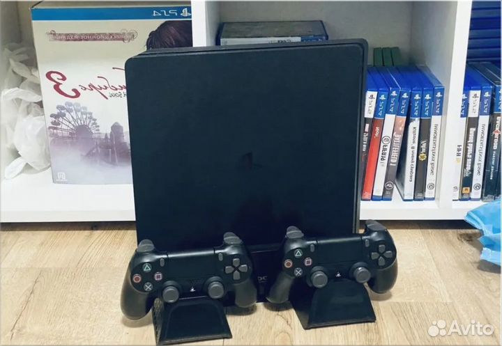 PS 4 PRO