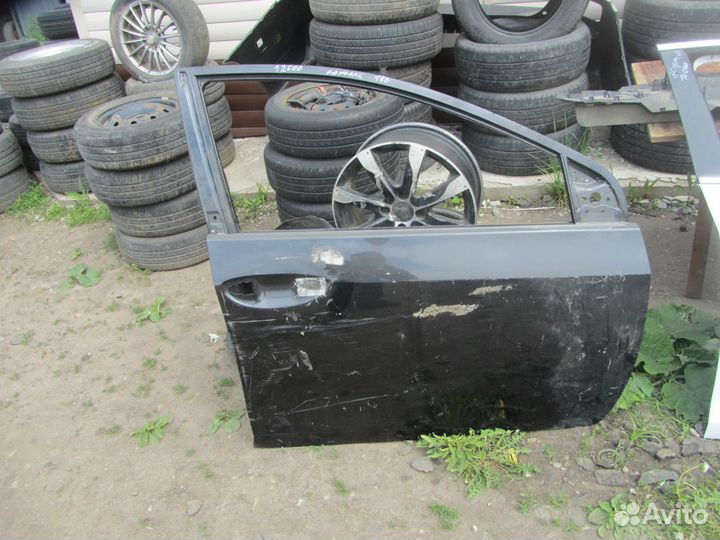 Дверь передняя правая toyota corolla 180